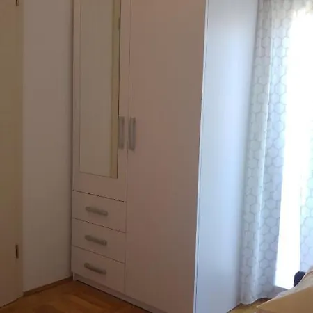 빌라 Brudi *